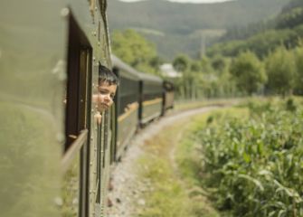 Viajando en tren.