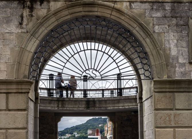 VISTAS AL PUERTO: foto en Donostia-San Sebastián