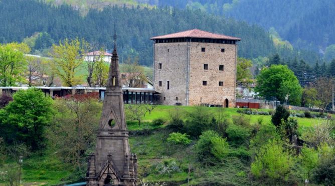 ZUMELTZEGI DORRIA: foto en Oñati