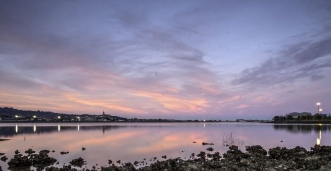 bahia de txingudi: foto en Irun