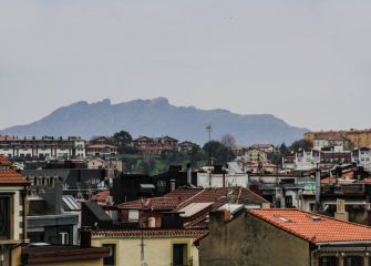 Aia desde la ciudad