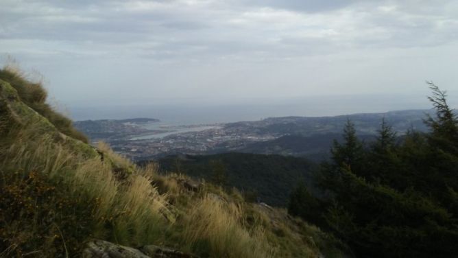 Aiako Harriak y la Bahía de Txingudi: foto en Hondarribia