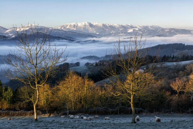 AMANECE EN FEBRERO: foto en Gaintza