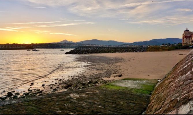 Amanecer: foto en Hondarribia