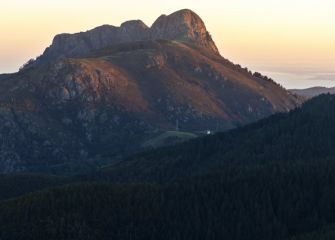 Amanecer en Peñas de Aia
