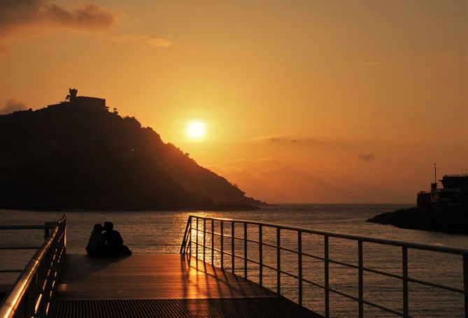 Amor al atardecer: foto en Donostia-San Sebastián