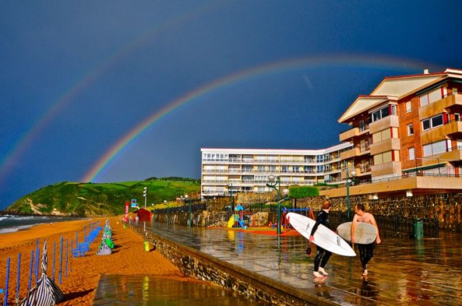 Arco Iris en la playa de Zarautz : foto en Zarautz