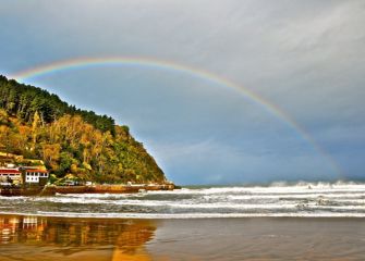 Arco iris en la playa de Zarautz 