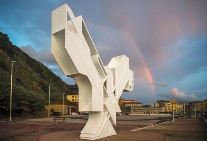 ARCO IRIS EN SAGUES: foto en Donostia-San Sebastián