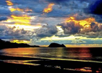 Atardecer en la playa de Zarautz 