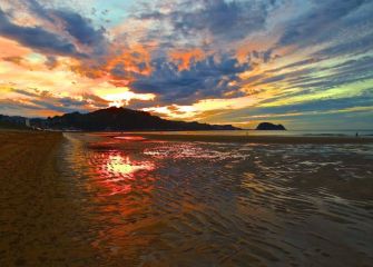 Atardecer en la playa de Zarautz 