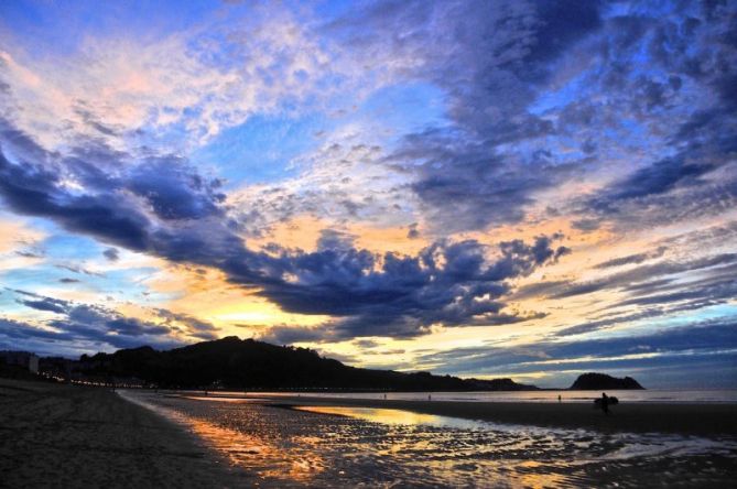 Atardecer en la playa de Zarautz : foto en Zarautz