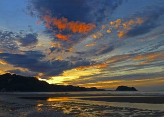 Atardecer en Zarautz ( Iñurritza)