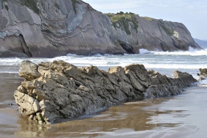 Atzean flyscha: foto en Zumaia