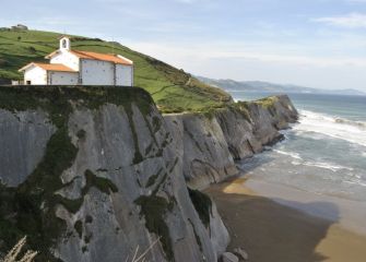 Bata besteari begira