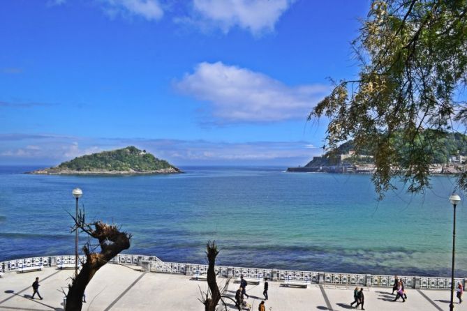 BETIKO POSTALA: foto en Donostia-San Sebastián