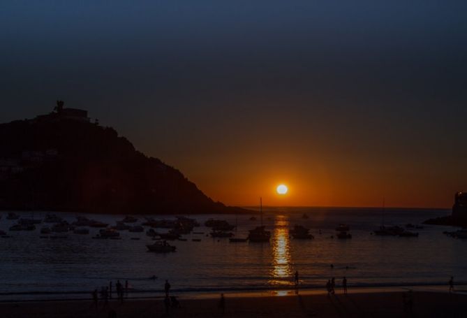 bocado al sol: foto en Donostia-San Sebastián