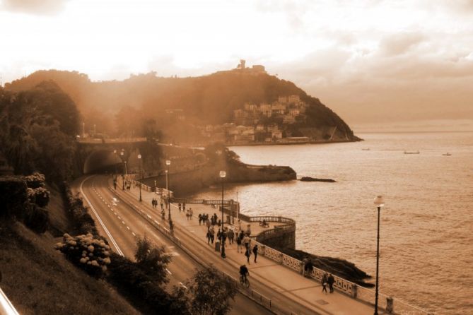 Al caer la tarde II: foto en Donostia-San Sebastián