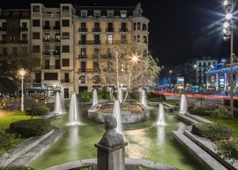 Dirigiendo la noche.