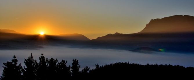 Eguzkia sortzen.: foto en Abaltzisketa