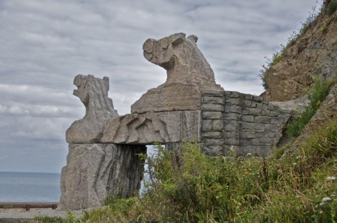 Entrada de la playa de Itzurrun : foto en Zumaia