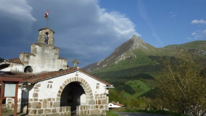 Ermita San Saturnino: foto en Zaldibia