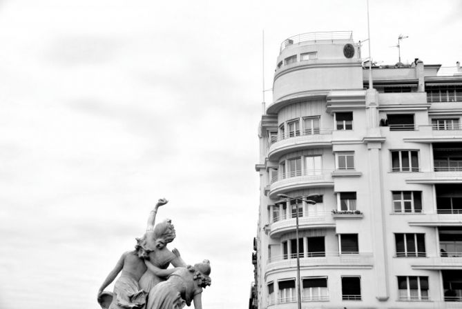 ESCULTURA Y FIGURA: foto en Donostia-San Sebastián