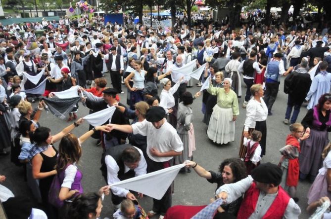 Euskal jaiak : foto en Zarautz