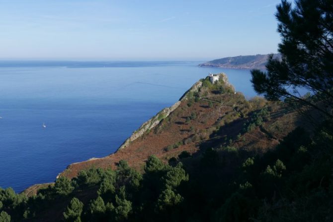 Faro: foto en Pasaia