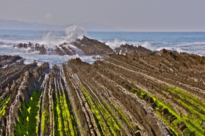 Flysch de Zumaia -7: foto en Zumaia