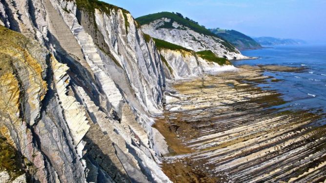 Flysh de Zumaia : foto en Zumaia