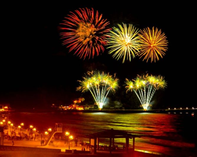 Fuegos Artificiales : foto en Zarautz