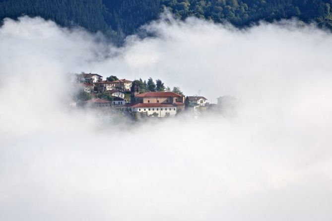 Gabiria, despertar entre nubes (2): foto en Gabiria