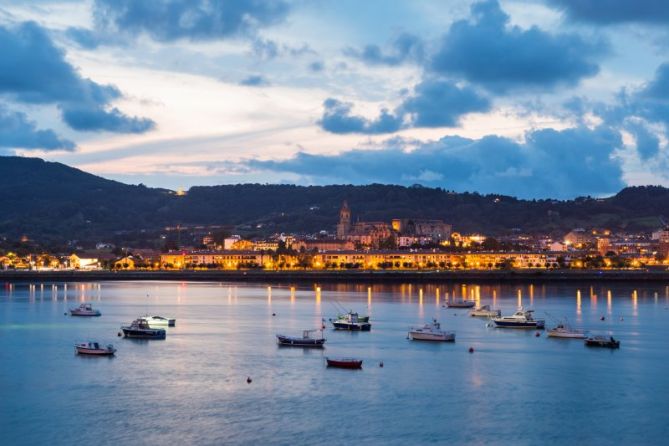 Gaua eta eguna.: foto en Hondarribia