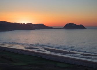 Getaria en la distancia