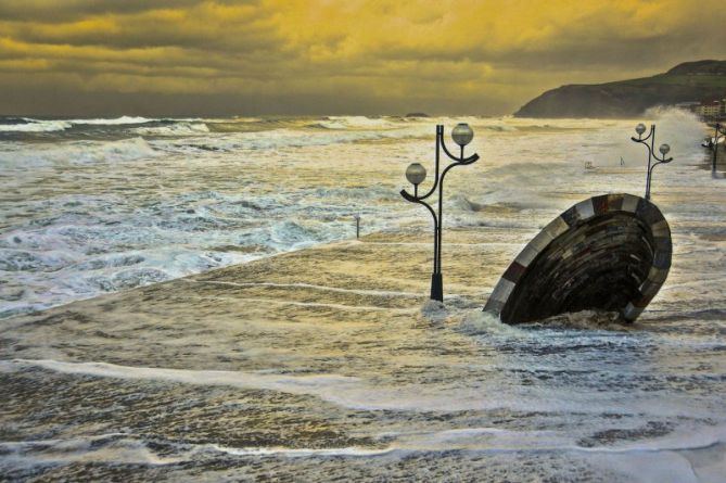 Grandes olas en Zarautz : foto en Zarautz