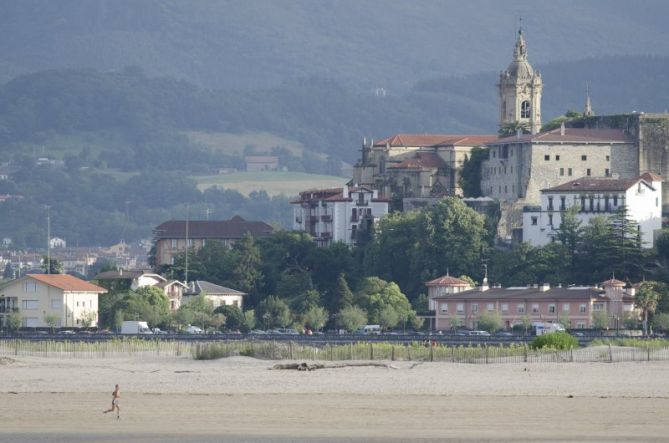 Iglesia Parroquial de Hondarribia: foto en Hondarribia