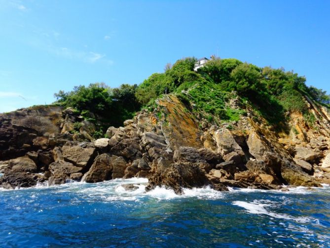 LA ISLA SANTA CLARA: foto en Donostia-San Sebastián