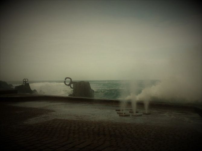 Itsasoa hasarre: foto en Donostia-San Sebastián