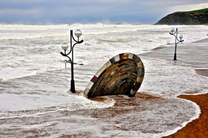 ITSASOAREN INDARRA : foto en Zarautz