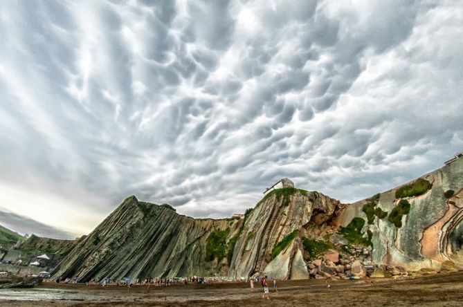 ITZURUN: foto en Zumaia