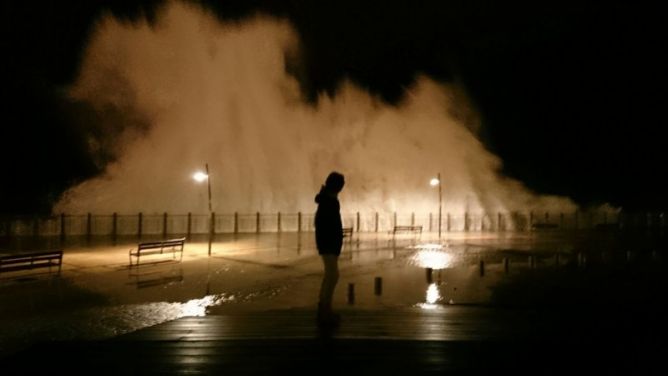 juego de luces y movimiento: foto en Donostia-San Sebastián