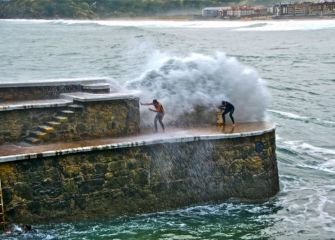 Jugando con las olas 
