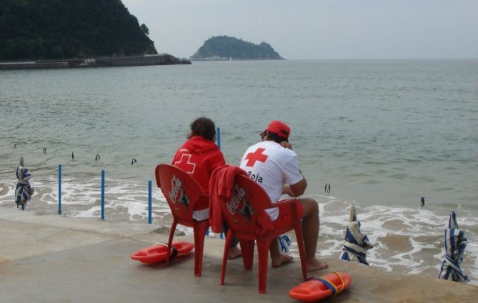 Marea alta en Zarautz.: foto en Zarautz