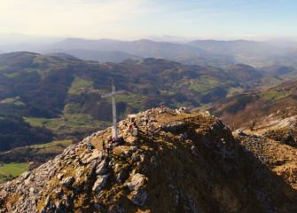 Monte Ernio desde un dron