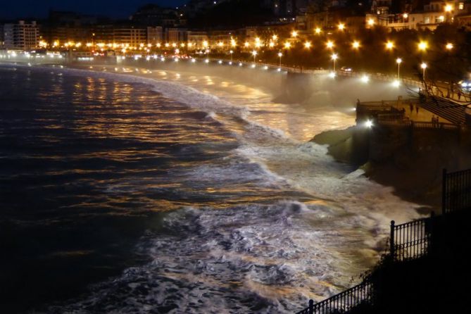 NOCTURNA: foto en Donostia-San Sebastián