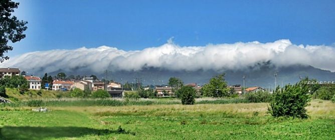 Olas de nubes : foto en Hondarribia