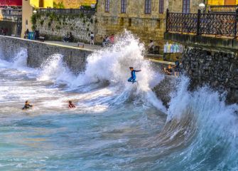 Olatuarekin jolasten 