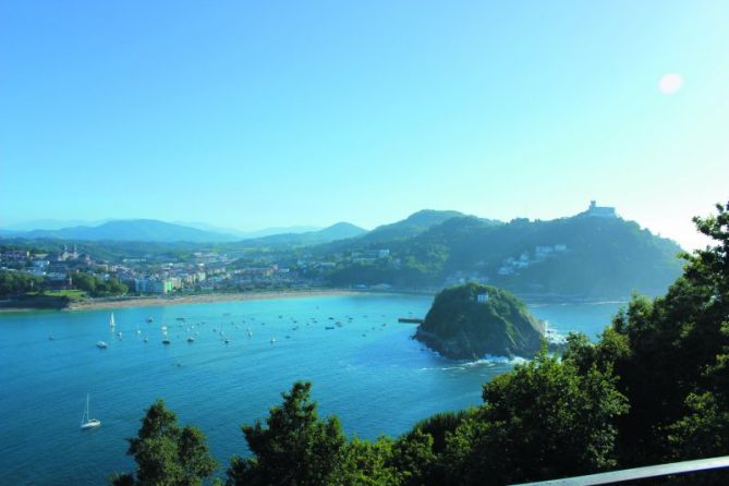 Ondarreta y Santa Clara: foto en Donostia-San Sebastián