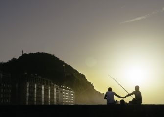 Pescando belleza , surgió el amor . 
